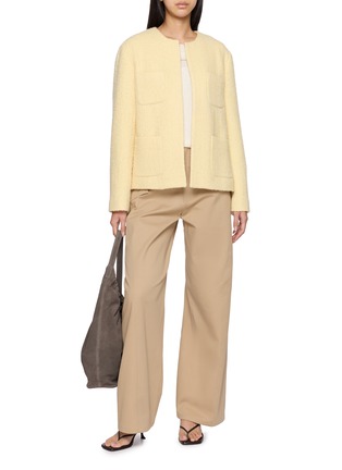 模特儿示范图 - 点击放大 - THE LOOM - Spiral Line Flap Pocket Barrel Leg Pants