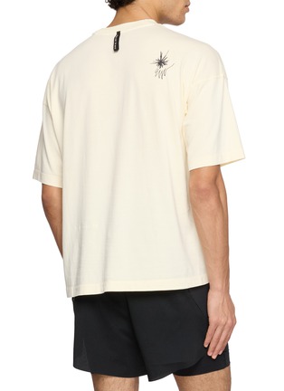背面 - 点击放大 - ADIDAS - X Song for the Mute Run In Love Graphic Print T-Shirt