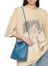 模特儿示范图 - 点击放大 - MM6 MAISON MARGIELA - Japanese Leather Crossbody Bag