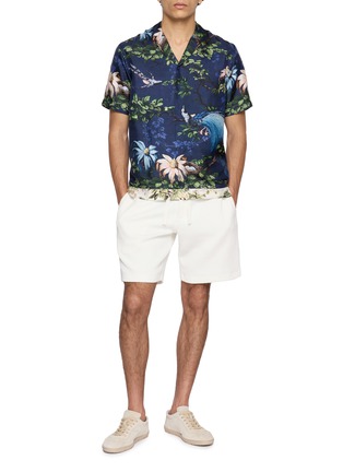 模特儿示范图 - 点击放大 - ORLEBAR BROWN - Maitan Printed Silk Shirt