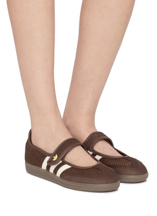 模特儿示范图 - 点击放大 - ADIDAS - Samba Jane Women's Sneakers