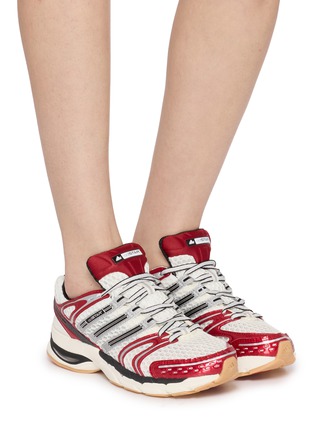 模特儿示范图 - 点击放大 - ADIDAS - Adistar Control 5 Unisex Sneakers