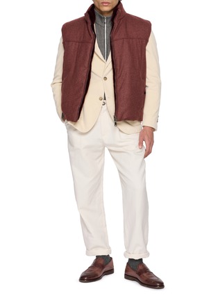 模特儿示范图 - 点击放大 - FABIO GAVAZZI - Reversible Cashmere Vest