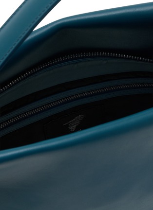 细节 - 点击放大 - DISCORD YOHJI YAMAMOTO - Medium Crown Leather Shoulder Bag