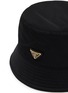 细节 - 点击放大 - PRADA - Enamelled Logo Re-Nylon Bucket Hat