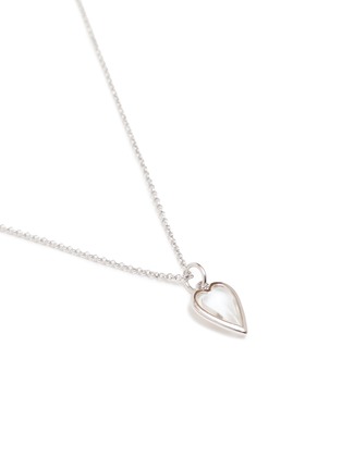 细节 - 点击放大 - AVGVST - Rhodium Plated Silver Small Rock Crystal Heart Pendant Necklace