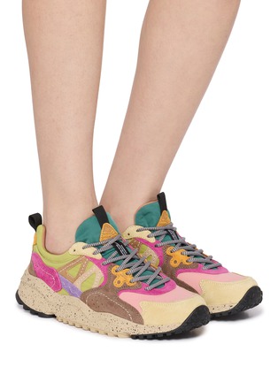 模特儿示范图 - 点击放大 - FLOWER MOUNTAIN - Soni Women's Sneakers