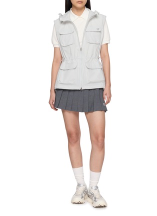 模特儿示范图 - 点击放大 - SOUTHCAPE - Southcape Hooded String Vest