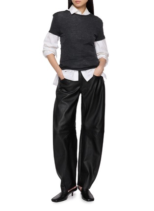 模特儿示范图 - 点击放大 - MON&PAU - Curved Leg Leather Pants
