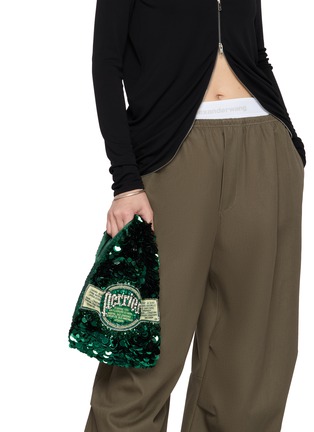 模特儿示范图 - 点击放大 - ANYA HINDMARCH - Perrier Sequin Mini Tote Bag