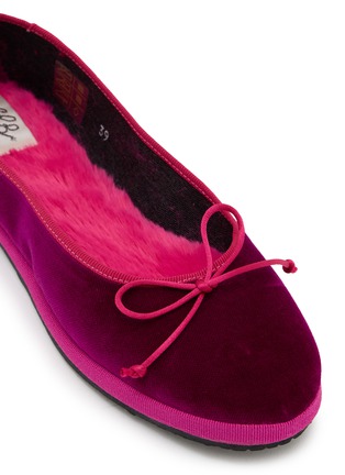 细节 - 点击放大 - C.R.B. - Two-Tone Grosgrain Trim Velvet Ballerina Flats