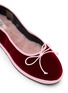 细节 - 点击放大 - C.R.B. - Two-Tone Grosgrain Trim Velvet Ballerina Flats