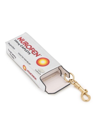 细节 - 点击放大 - ANYA HINDMARCH - Nurofen Leather Charm