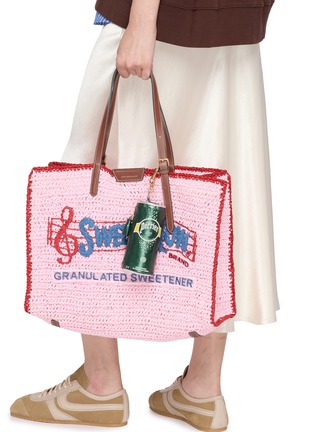 模特儿示范图 - 点击放大 - ANYA HINDMARCH - Perrier Leather Coin Purse