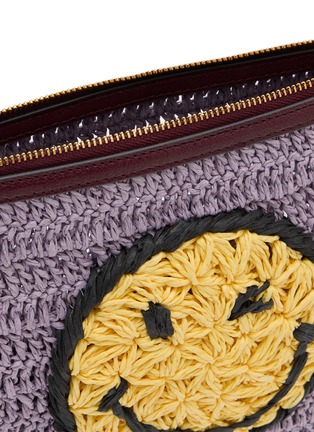 细节 - 点击放大 - ANYA HINDMARCH - Wink Raffia Pochette