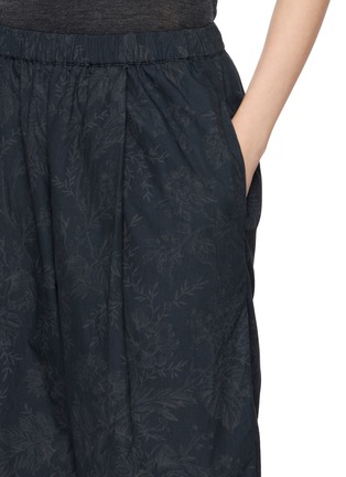  - AODRESS - Big Tuck Jacquard Trousers