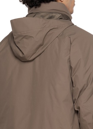 细节 - 点击放大 - GOLDWIN - WINDSTOPPER 防风棉服