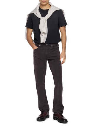 模特儿示范图 - 点击放大 - FRAME - Modern Straight Leg Jeans