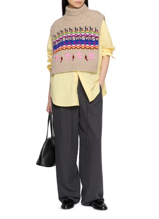 模特儿示范图 - 点击放大 - CASA POMA - Inca Knit Mini Poncho