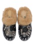 细节 - 点击放大 - NAN-KU COUTURE - Embellished Suede Shearling Clogs