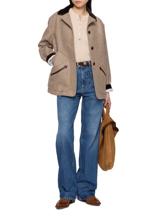 模特儿示范图 - 点击放大 - FORTELA - Patch Pocket Medium Wash Jeans
