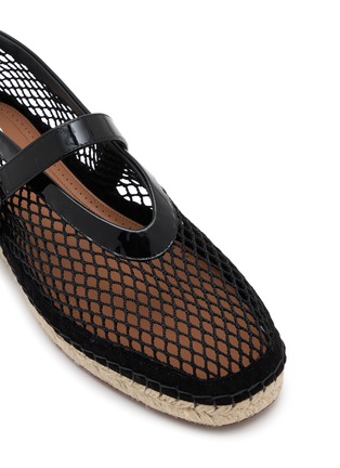 细节 - 点击放大 - ALAÏA - Flat Fishnet Mary Jane Patent Leather Espadrilles