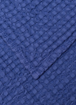细节 –点击放大 - ABYSS & HABIDECOR - Pousada Guest Towel — Cadette Blue