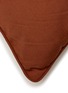 细节 –点击放大 - GARDEN GLORY - Outdoor Pillow — Teracotta