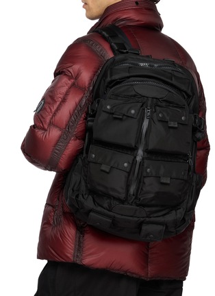 模特儿示范图 - 点击放大 - F/CE. - Tactical BP 420 re/cor Backpack