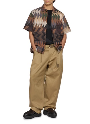 模特儿示范图 - 点击放大 - SACAI - X A.P.C. Quilts T-Shirt