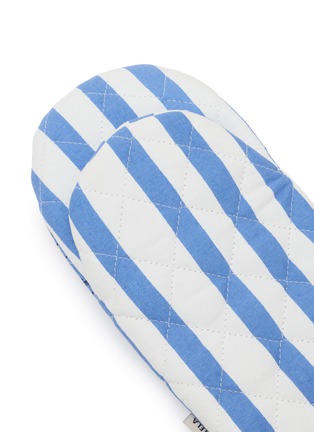 细节 –点击放大 - BATELA - Striped Fish Print Oven Mitt Pot Holder Set