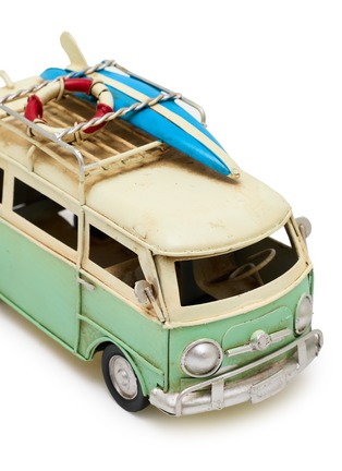 细节 –点击放大 - BATELA - Surfer Van Metal Decoration
