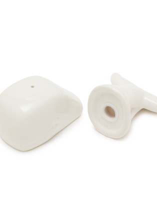 细节 –点击放大 - BATELA - Whale Salt And Pepper Shaker Set