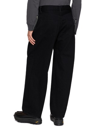 背面 - 点击放大 - SACAI - Belted Pleated Wide Leg Denim Pants