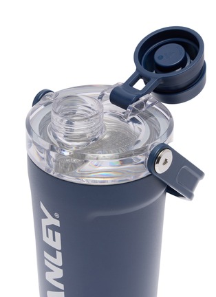 细节 –点击放大 - STANLEY - The Vitalize™ Shaker Bottle 20oz — Dark Blue