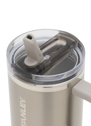 细节 –点击放大 - STANLEY - The Quencher ProTour Flip Straw Lid Tumbler 40oz — Stainless Steel Ash