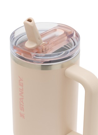 细节 –点击放大 - STANLEY - The Quencher ProTour Flip Straw Lid Tumbler 40oz — Champagne