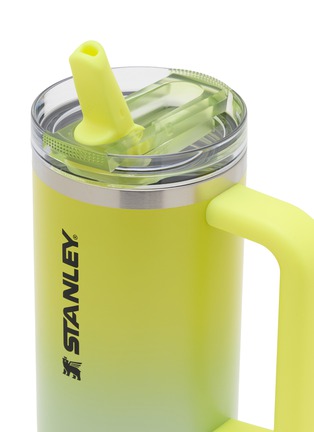 细节 –点击放大 - STANLEY - The Quencher ProTour Flip Straw Lid Tumbler 30oz — Atomic Gradient