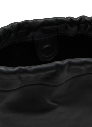 细节 - 点击放大 - ANN DEMEULEMEESTER - Large Philippa Leather Bucket Bag