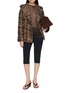 模特儿示范图 - 点击放大 - MOUCHE - Hooded Double Breasted Tweed Jacket