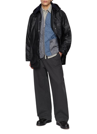 模特儿示范图 - 点击放大 - BARBOUR - x A.P.C. Zip-in Quilt Liner