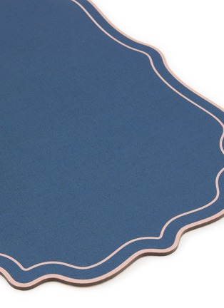 细节 –点击放大 - PLUMERIA HOME - Scalloped Frames Placemat — Blue/Pink