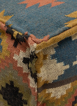 细节 –点击放大 - CHEHOMA - Kilim Pouffe — Autumn