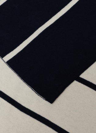 细节 –点击放大 - ARTESANIA ESTEBAN FERRER SL - Nautical Baby Towel