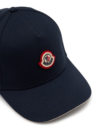 细节 - 点击放大 - MONCLER - LOGO 饰鸭舌帽