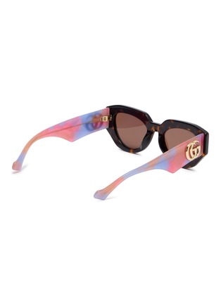 模特儿示范图 - 点击放大 - GUCCI - Recycled Acetate Cateye Sunglasses