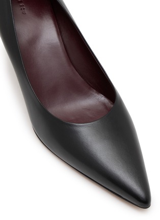 细节 - 点击放大 - THE ROW - 55 Lili Leather Pumps