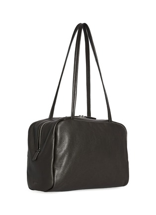 模特儿示范图 - 点击放大 - THE ROW - Astra Leather Bowling Bag