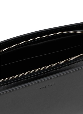 细节 - 点击放大 - THE ROW - Dalia Baguette Leather Bag