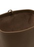 细节 - 点击放大 - THE ROW - Small N/S Park Leather Tote Bag